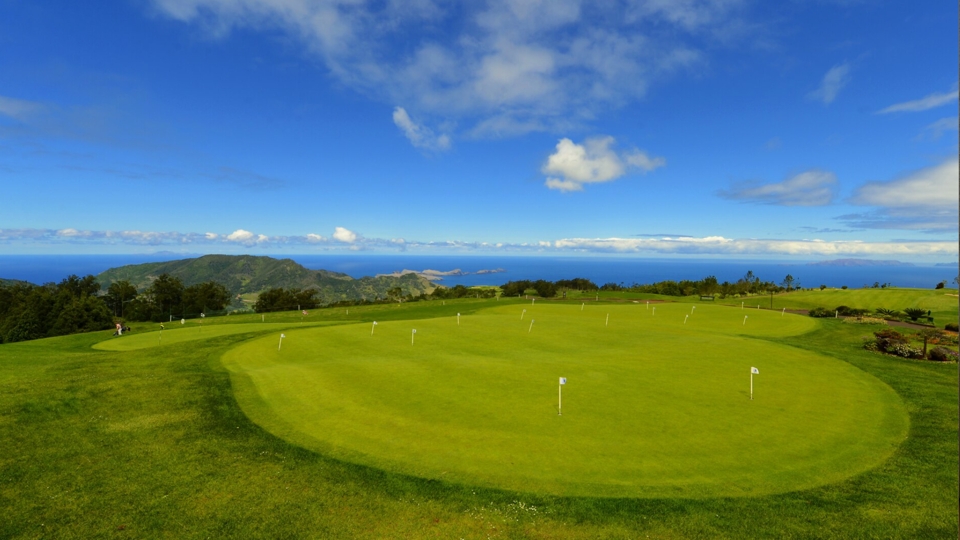 Putten mit Aussicht auf Madeira